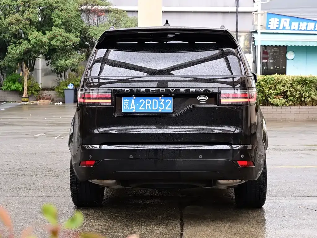Land Rover Discovery 2023 из CN, фото 3