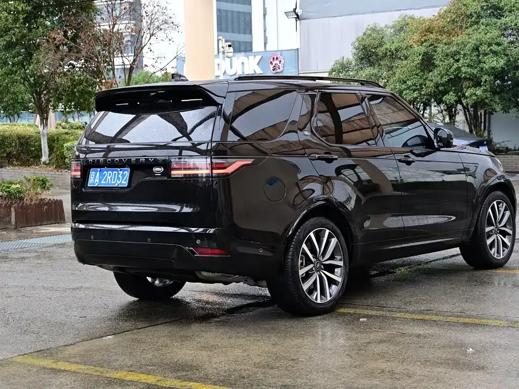 Land Rover Discovery 2023 из CN, фото 6