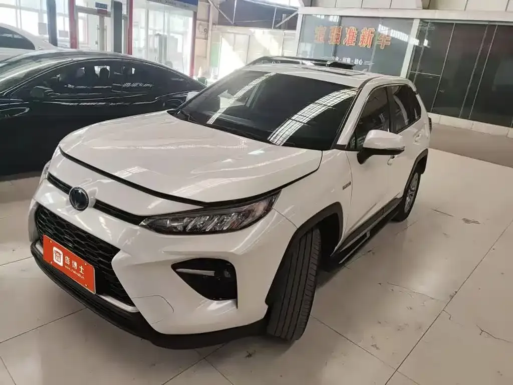 Toyota Wildlander 2021 из CN, фото 1