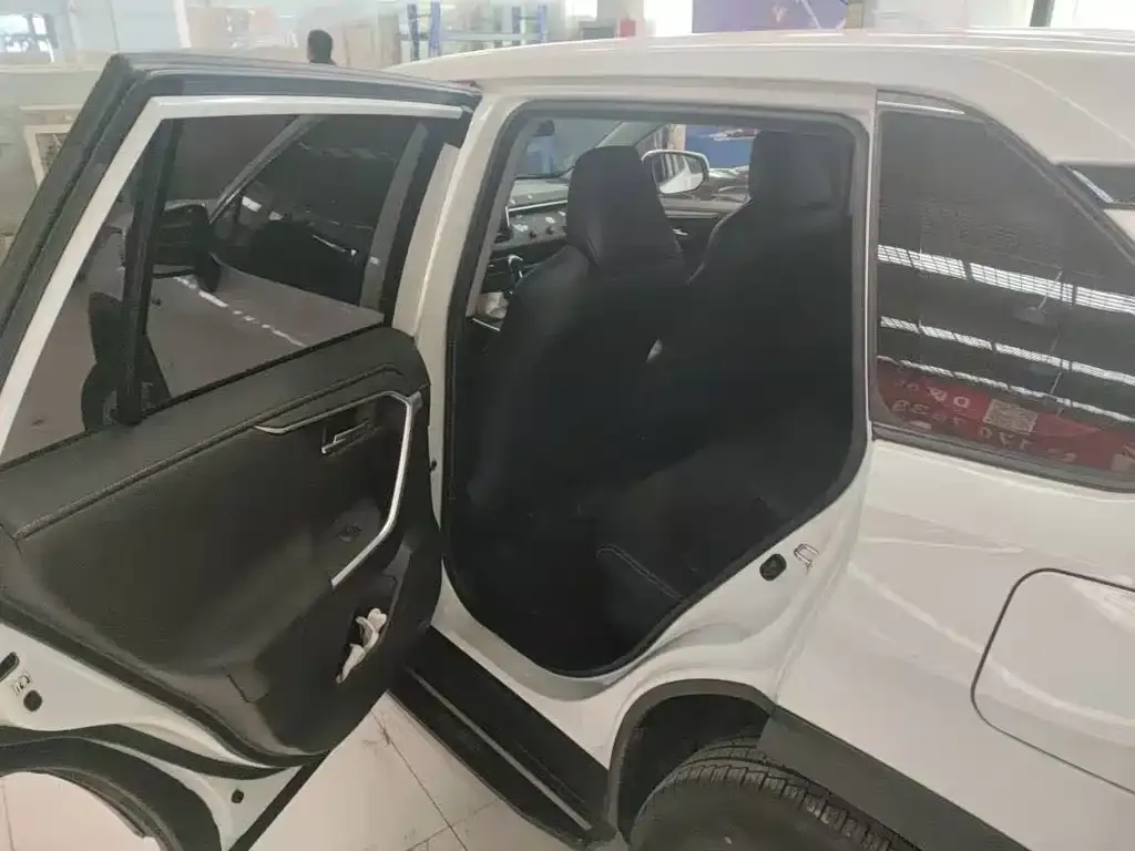 Toyota Wildlander 2021 из CN, фото 3