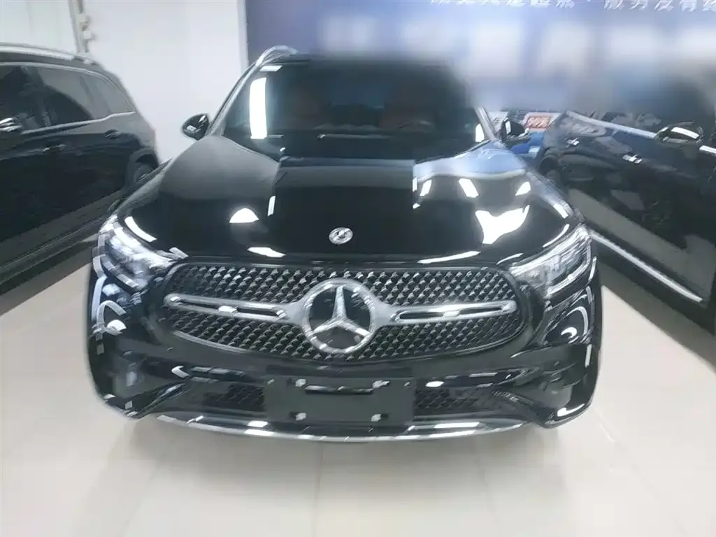 Mercedes-Benz GLC 2024 из CN, фото 3