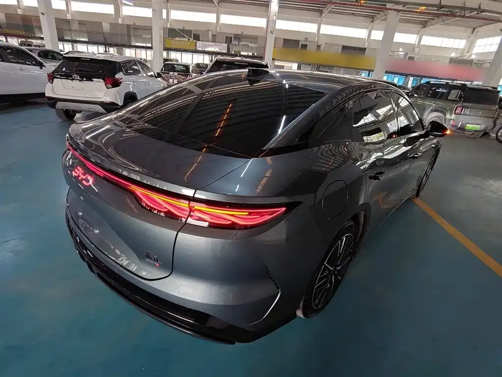 BYD Han L 2025 из CN, фото 8
