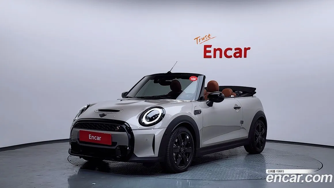 Mini Cooper Convertible 2022 из KR, фото 1