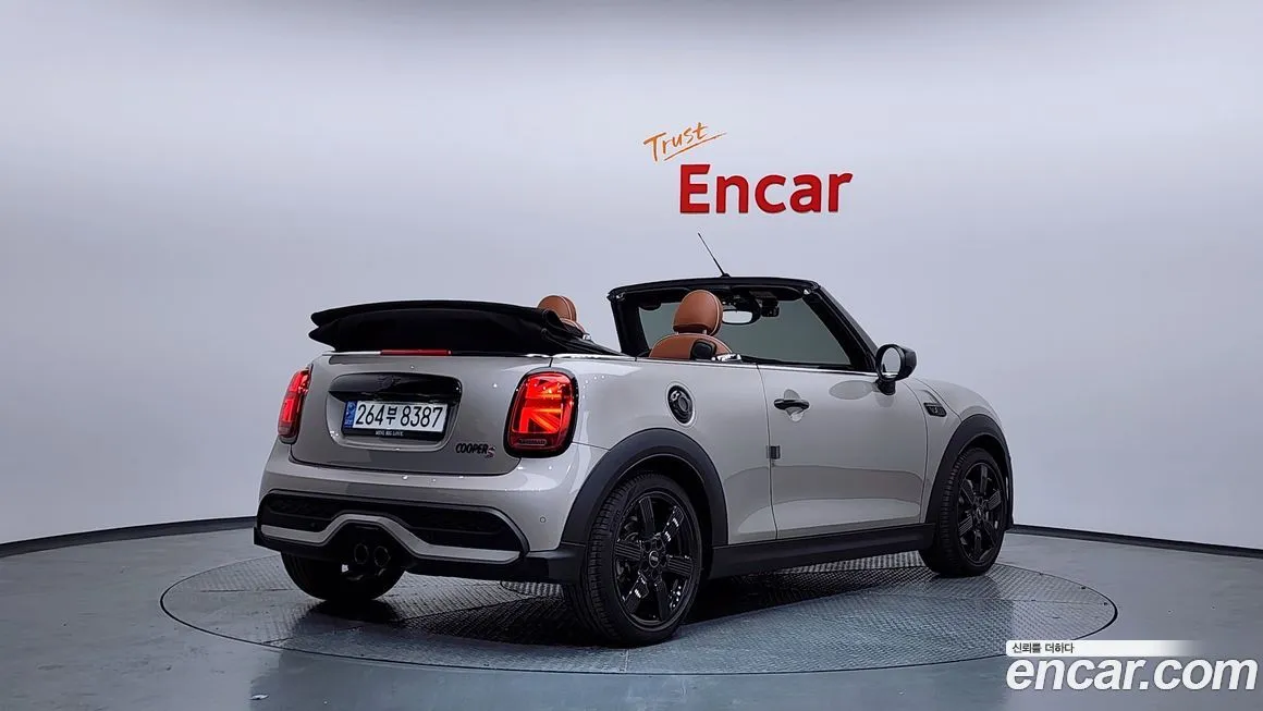 Mini Cooper Convertible 2022 из KR, фото 4