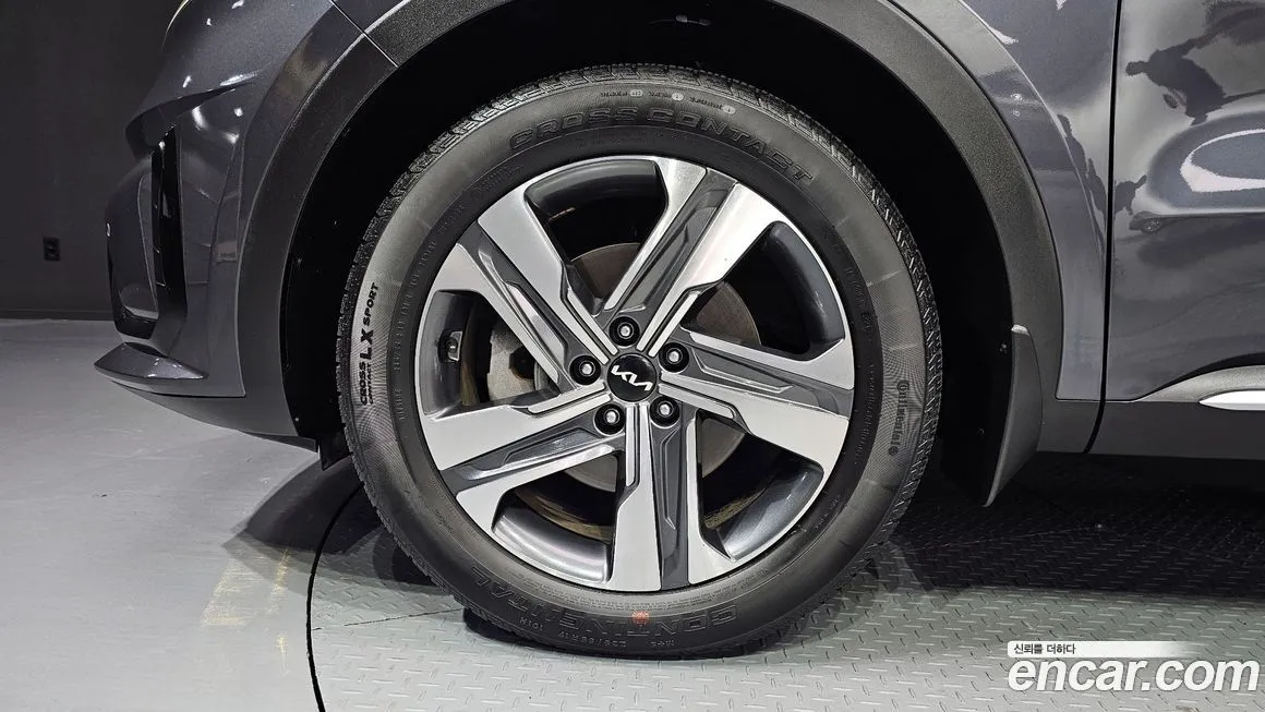 Kia Sorento — фото 7
