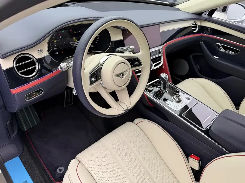 Bentley Flying Spur 2025 из CN, фото 9