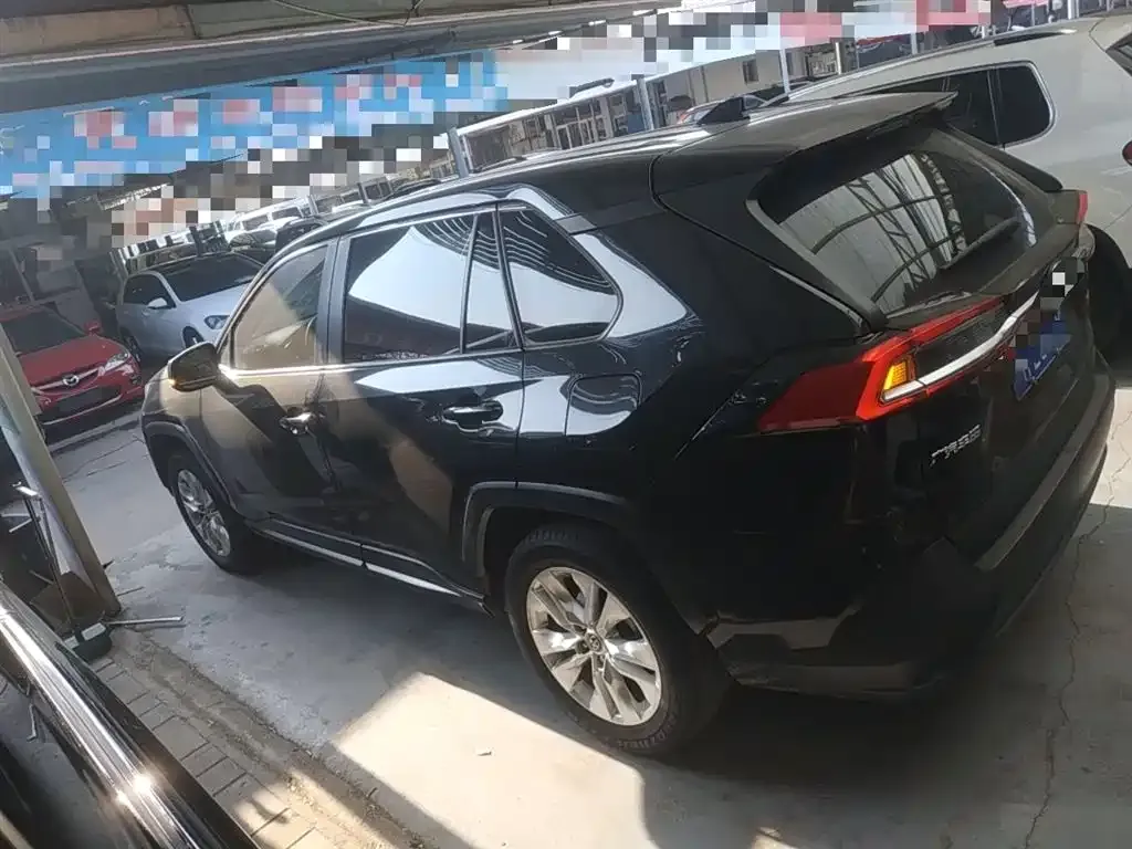 Toyota Wildlander 2022 из CN, фото 5