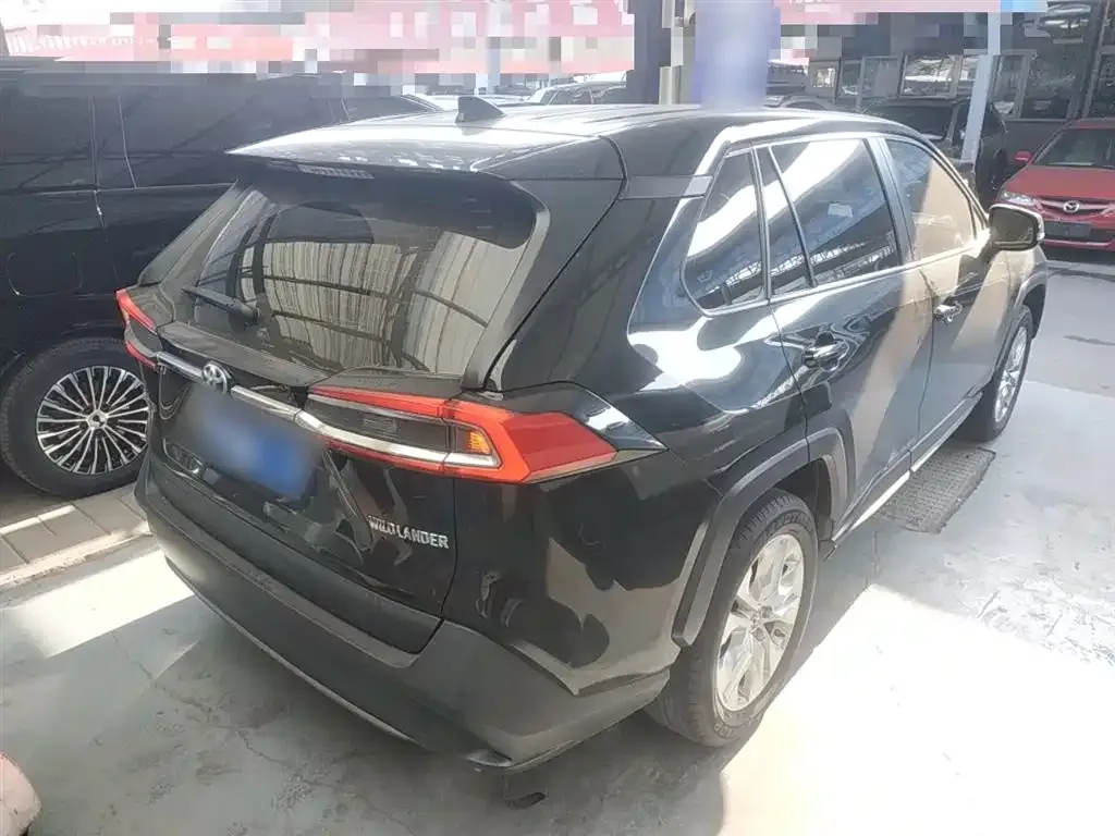 Toyota Wildlander 2022 из CN, фото 7