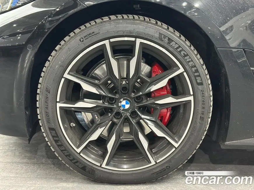 BMW i4 2025 из KR, фото 9