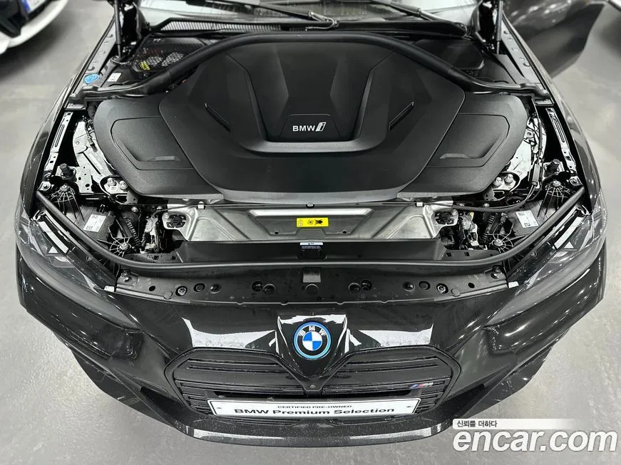 BMW i4 2025 из KR, фото 8
