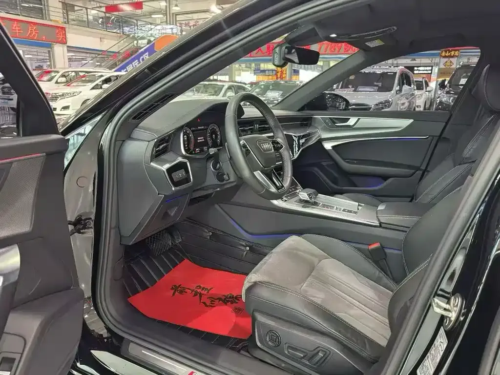 Audi A6L 2021 из CN, фото 7