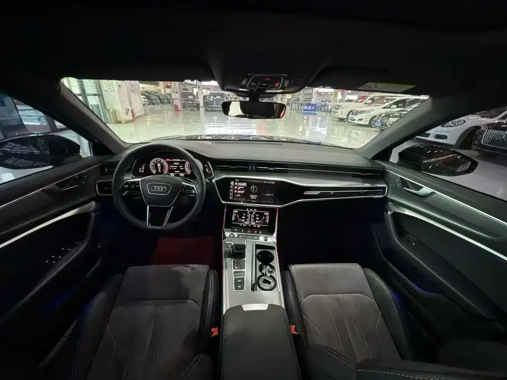 Audi A6L 2021 из CN, фото 6