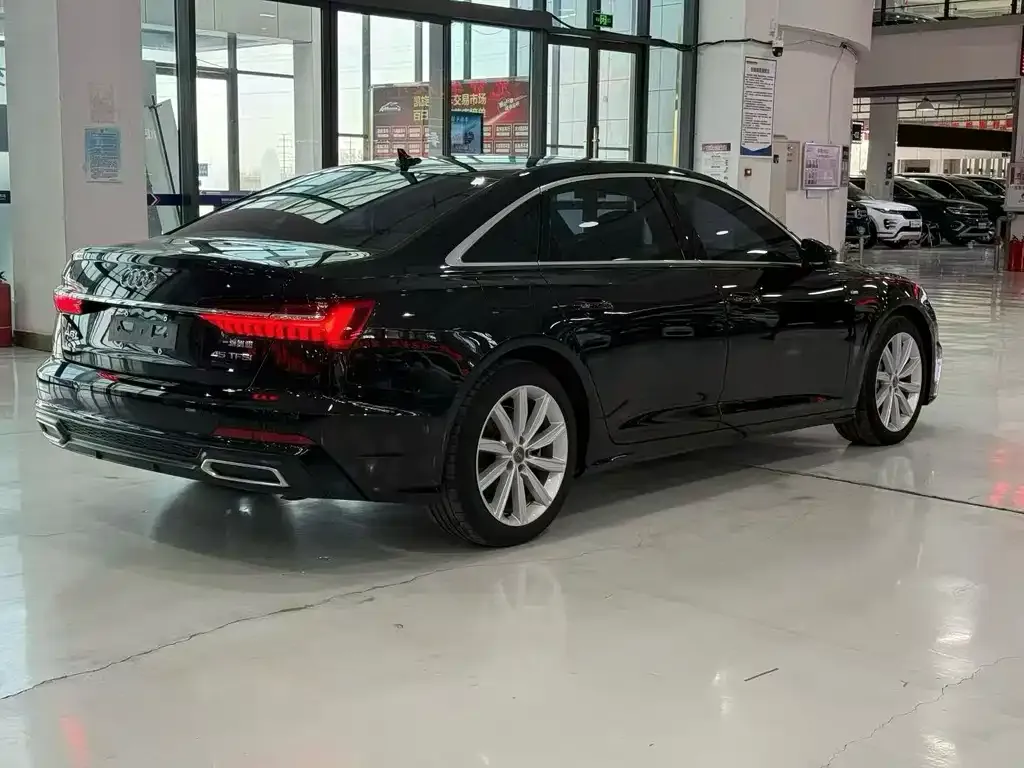 Audi A6L 2021 из CN, фото 3