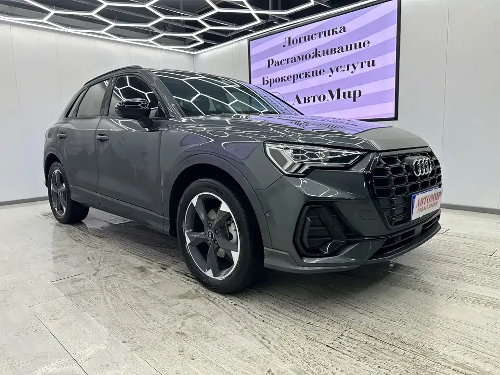 Audi Q3 2021 из CN, фото 2