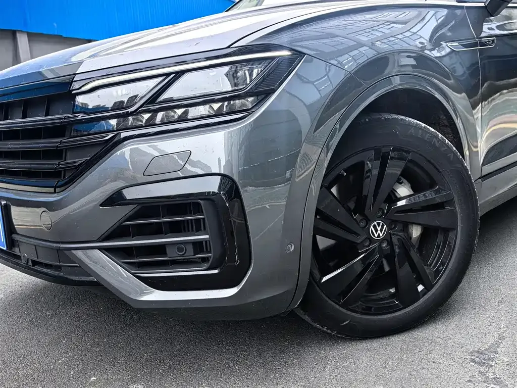 Volkswagen Touareg 2022 из CN, фото 9