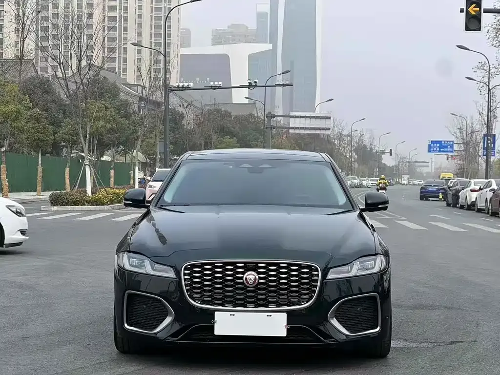 Jaguar XFL 2025 из CN, фото 6