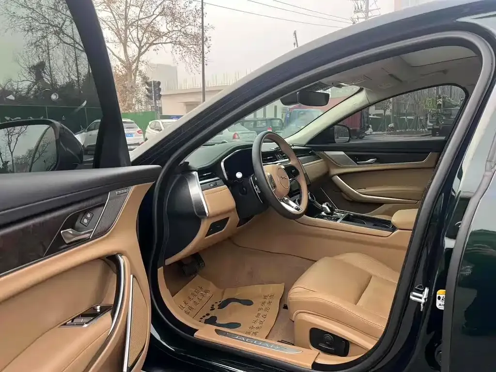 Jaguar XFL 2025 из CN, фото 2