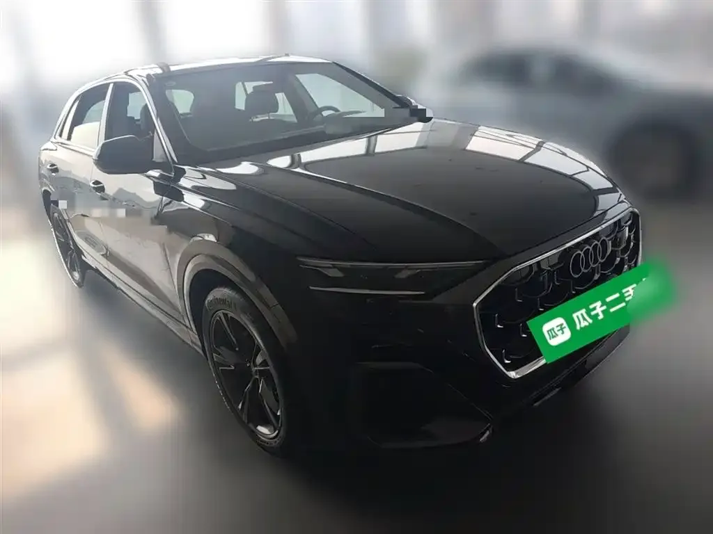 Audi Q8 2024 из CN, фото 5