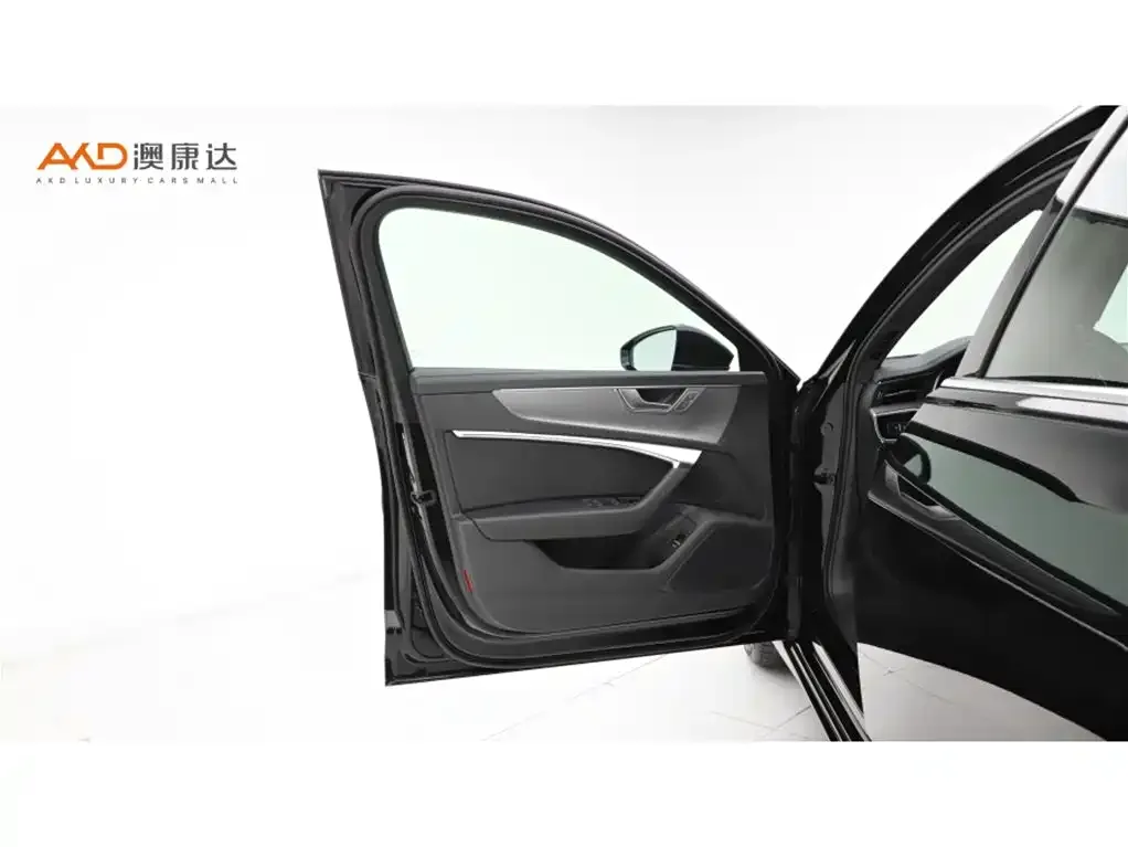 Audi A6L 2023 из CN, фото 6