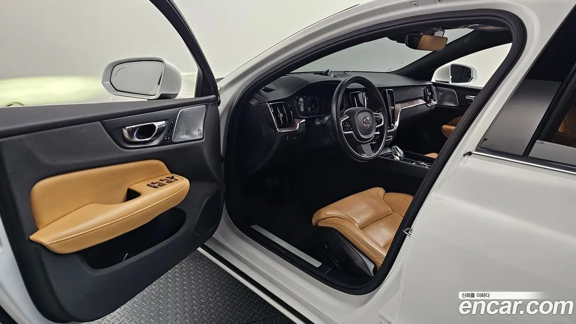 [object Object] S60 2022 из KR, фото 10