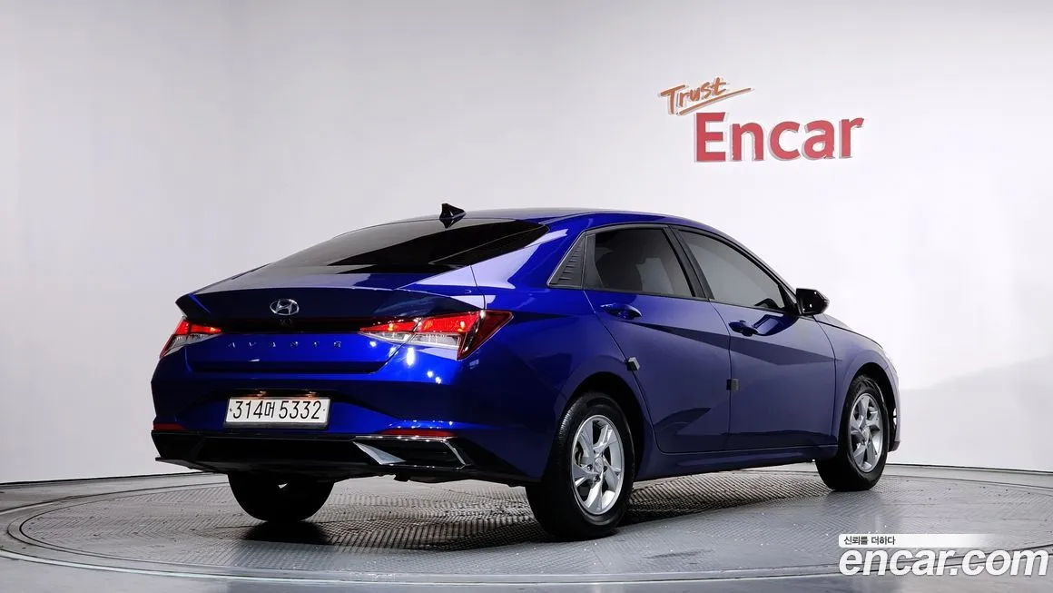 Hyundai AVANTE 2021 из KR, фото 3