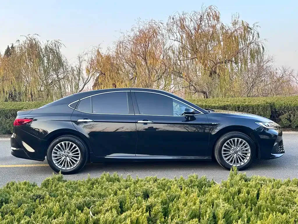 Toyota Camry 2024 из CN, фото 7