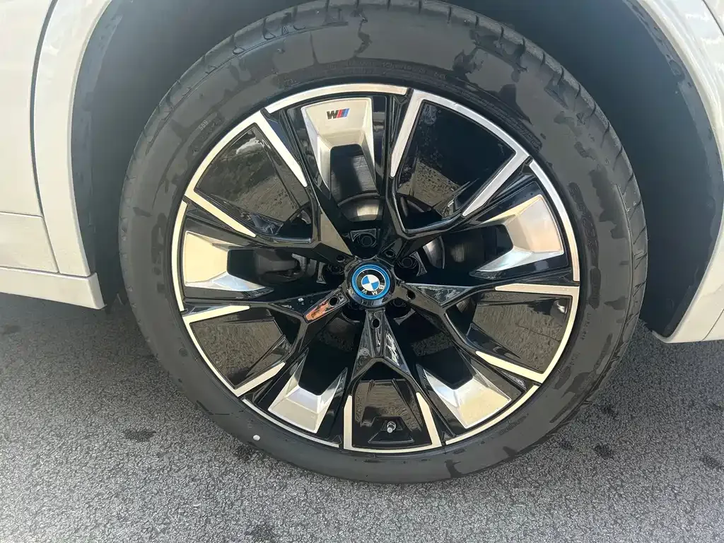 BMW iX3 2024 из CN, фото 8