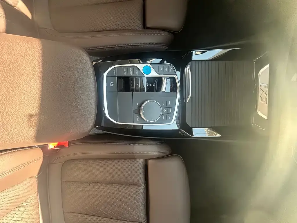 BMW iX3 2024 из CN, фото 4