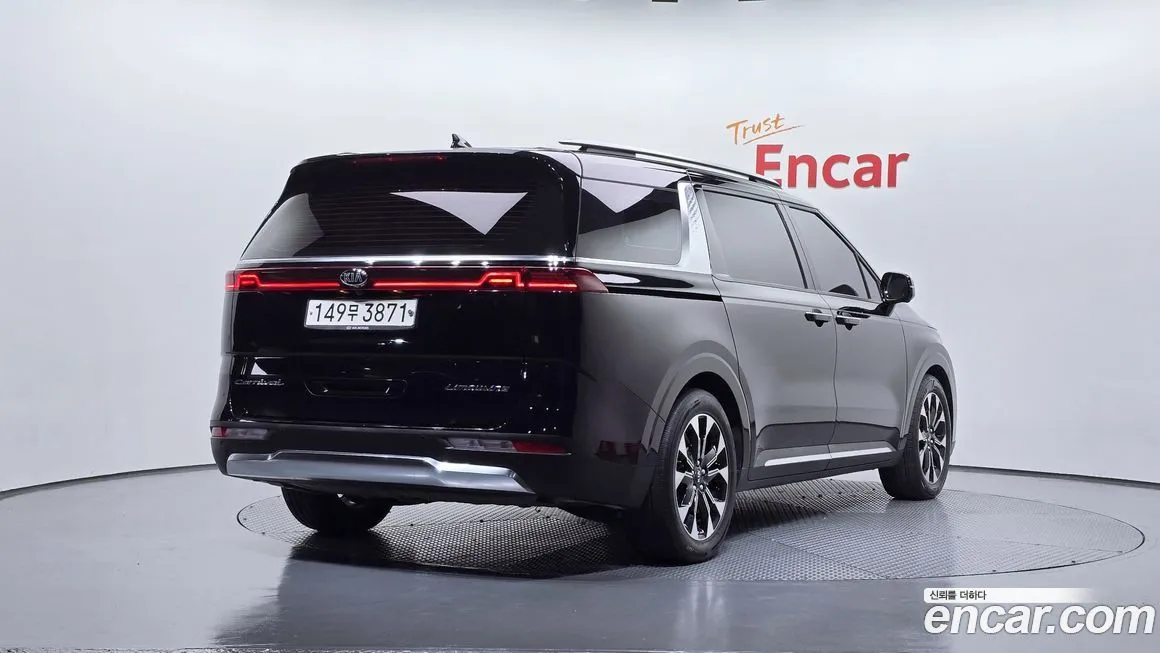 Kia Carnival 2021 из KR, фото 2