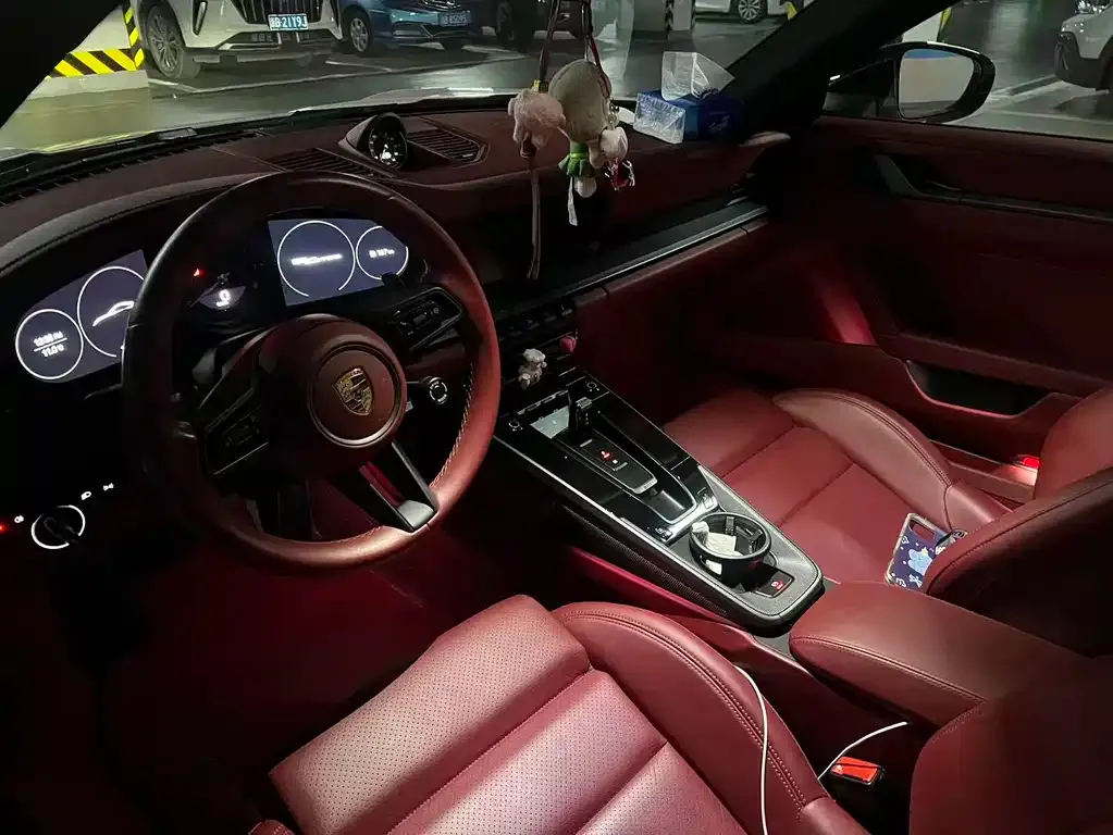 Porsche 911 2023 из CN, фото 3