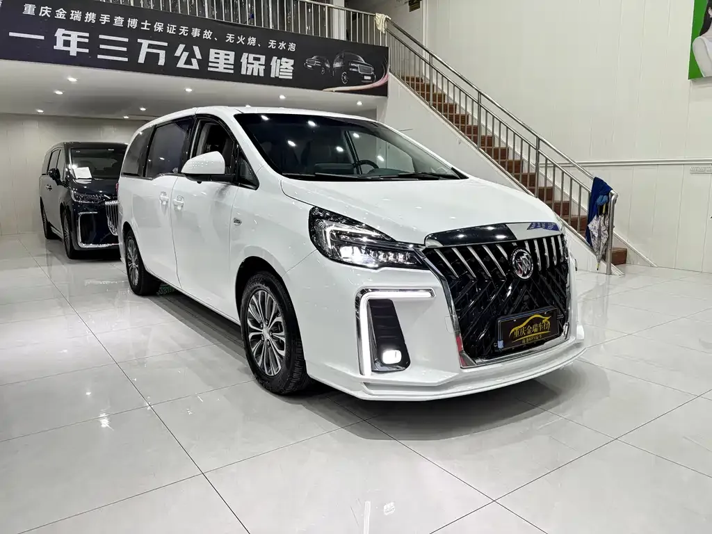 Buick GL8 2022 из CN, фото 3