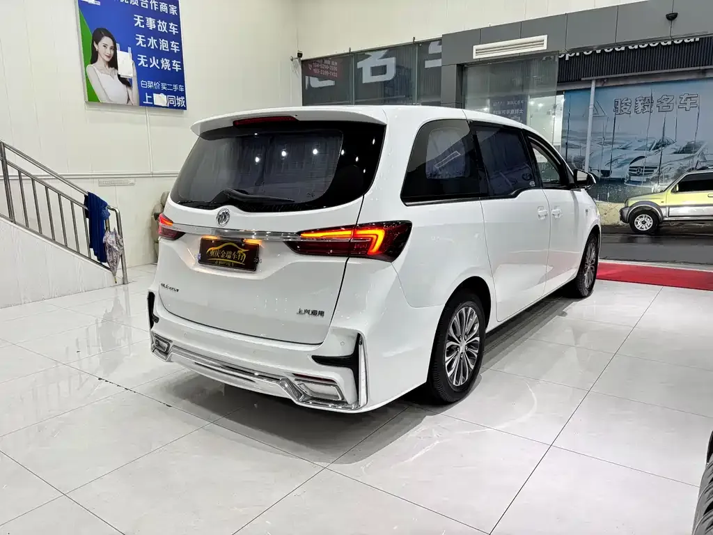 Buick GL8 2022 из CN, фото 6