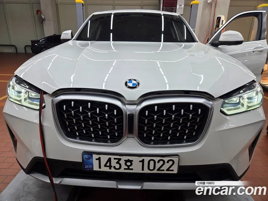 BMW X4 2022 из KR, фото 2