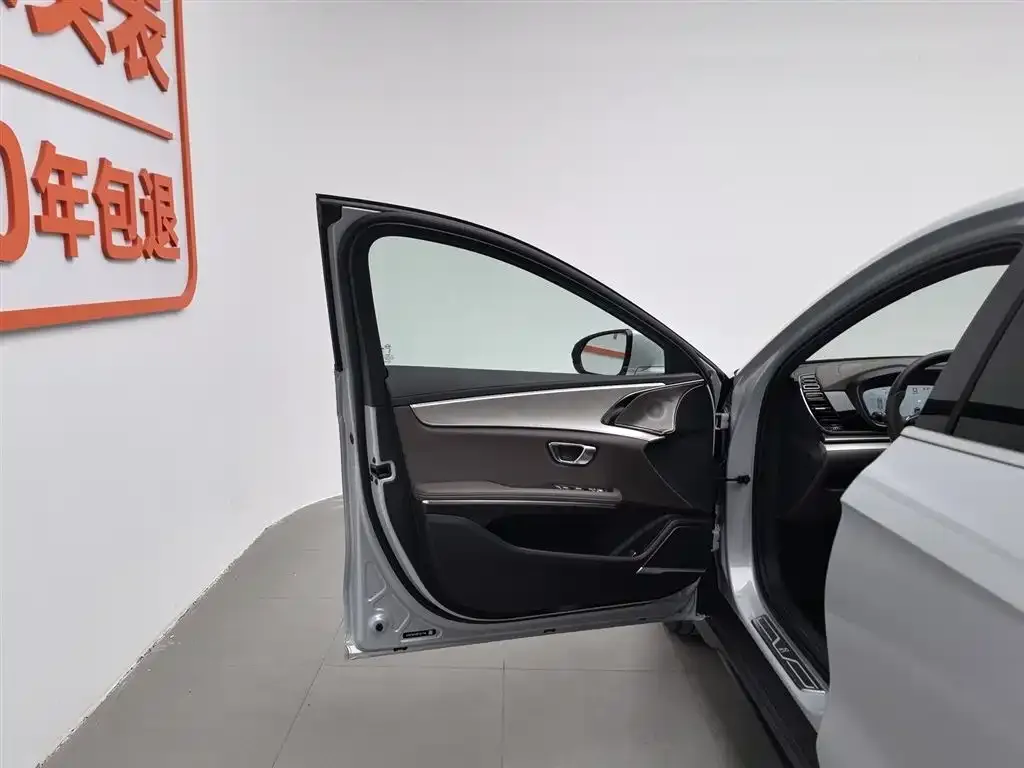 BYD Han 2025 из CN, фото 5