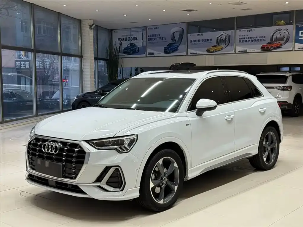 Audi Q3 2021 из CN, фото 1