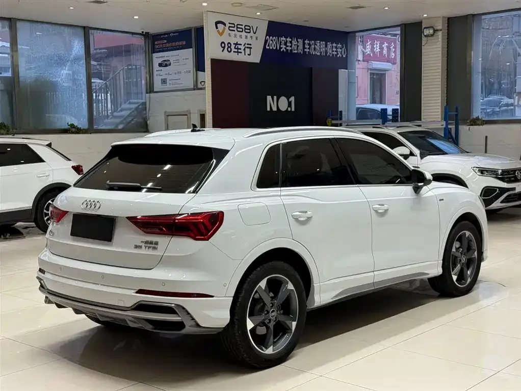 Audi Q3 2021 из CN, фото 8