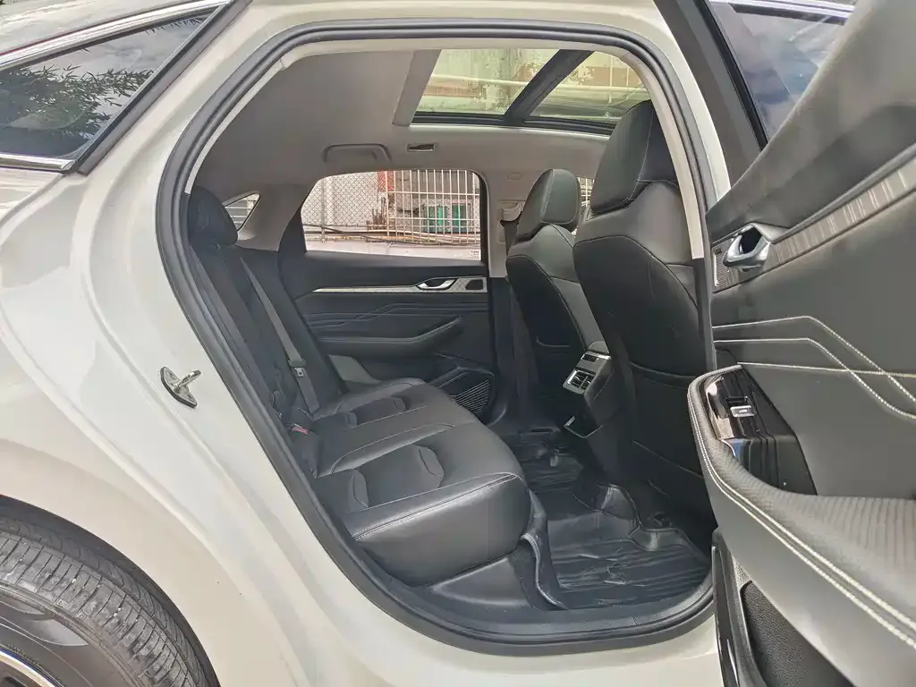 Geely Xingrui 2023 из CN, фото 3