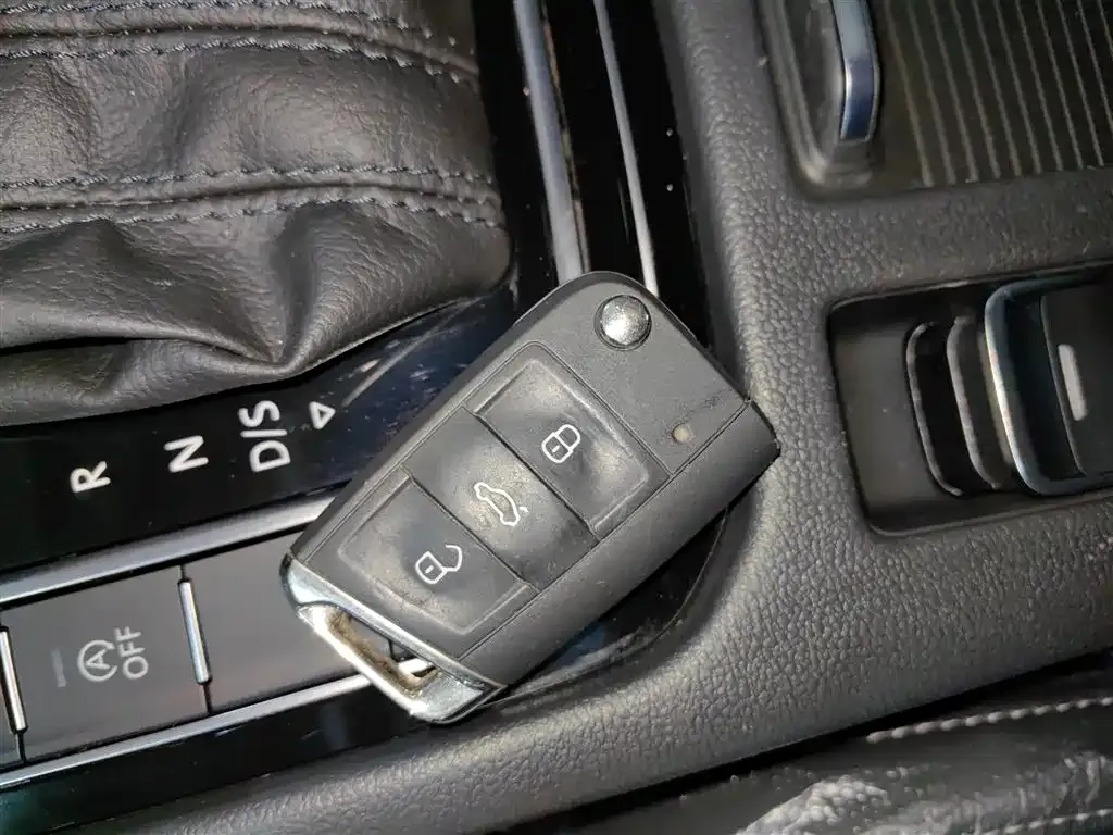 Volkswagen Magotan 2025 из CN, фото 9