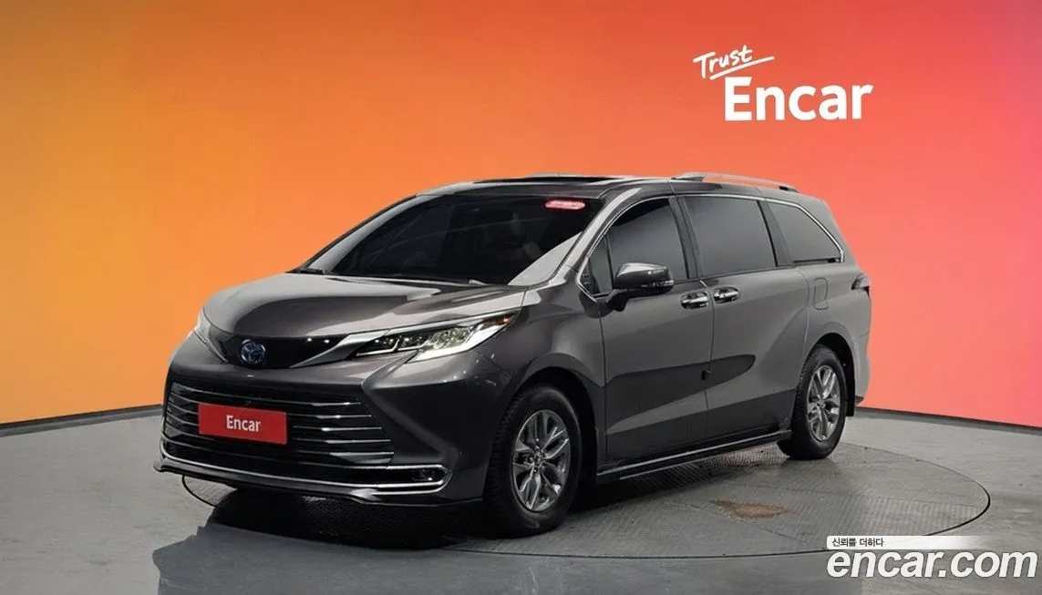 Toyota Sienna 2024 из KR, фото 1