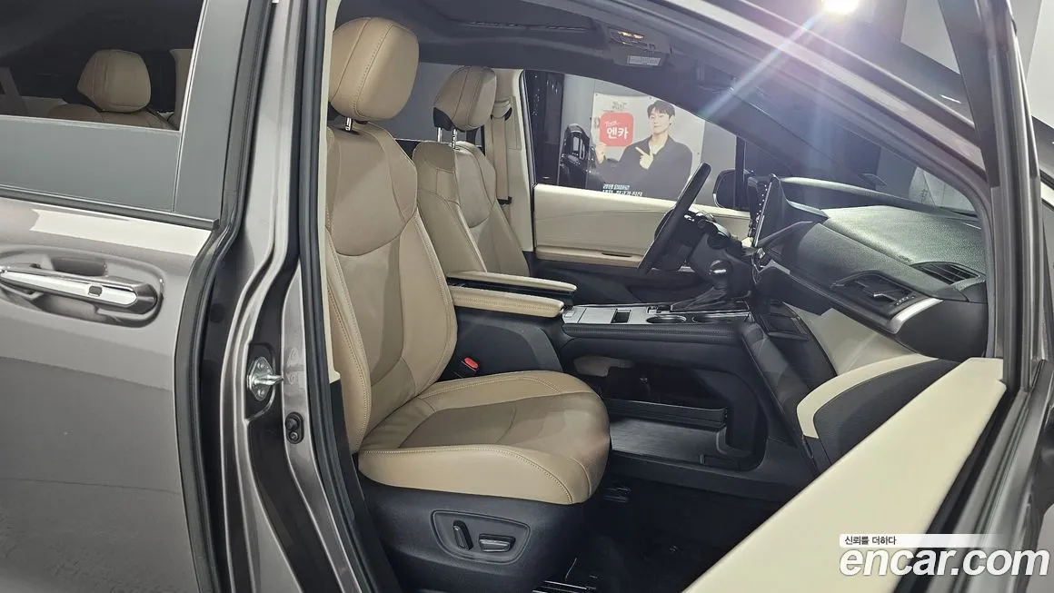 Toyota Sienna 2024 из KR, фото 8