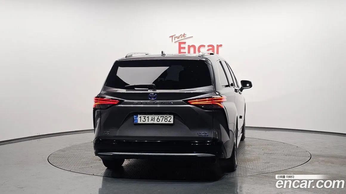 Toyota Sienna 2024 из KR, фото 4
