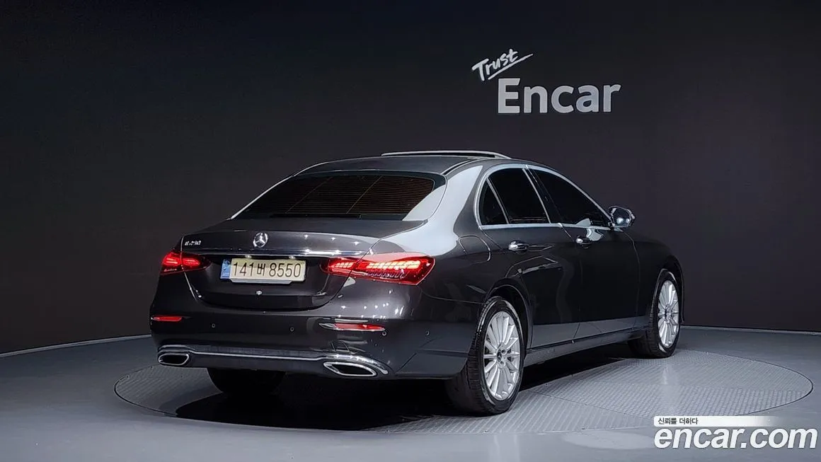 Mercedes-Benz E-Class 2021 из KR, фото 2