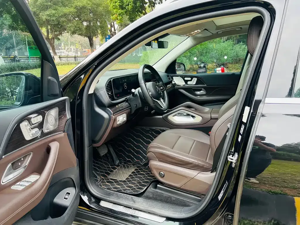 Mercedes-Benz GLS 2021 из CN, фото 8