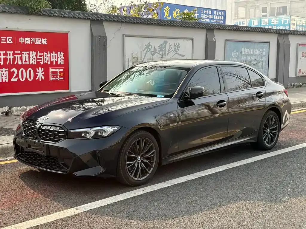 BMW 3 Series 2023 из CN, фото 1