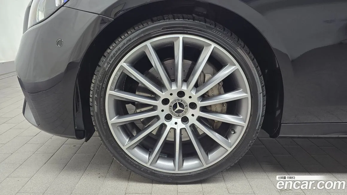 Mercedes-Benz E-Class 2021 из KR, фото 9