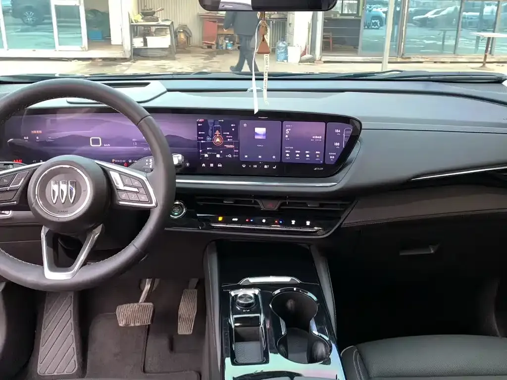 Buick Envision Plus 2024 из CN, фото 8