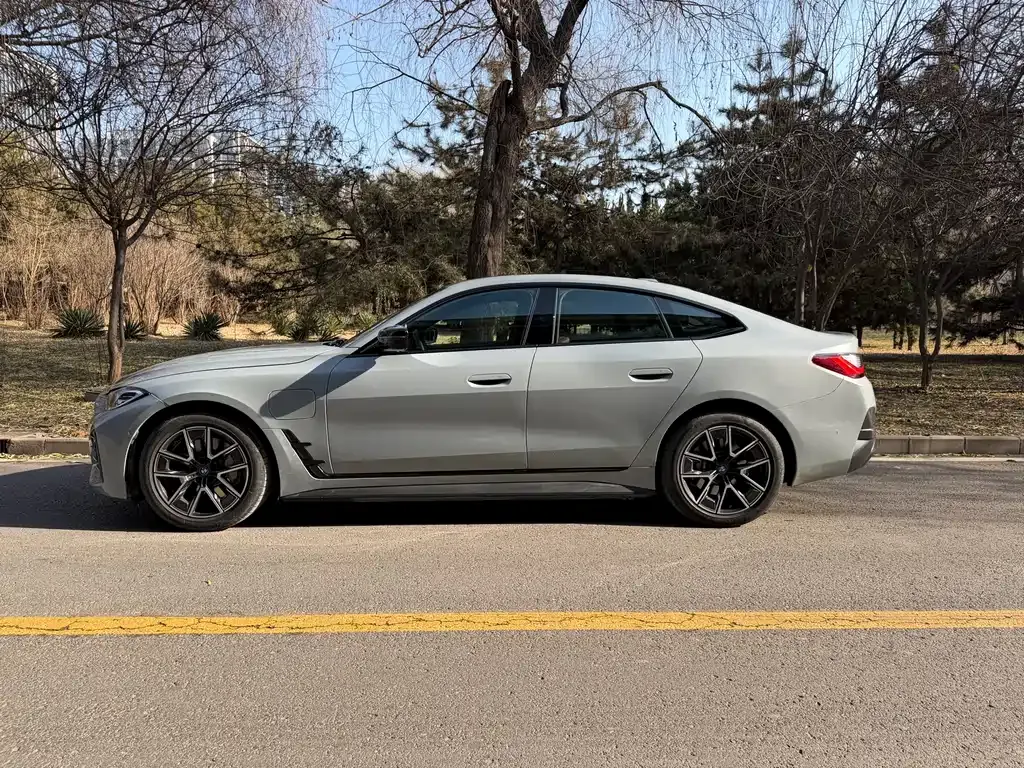 BMW i4 2025 из CN, фото 5