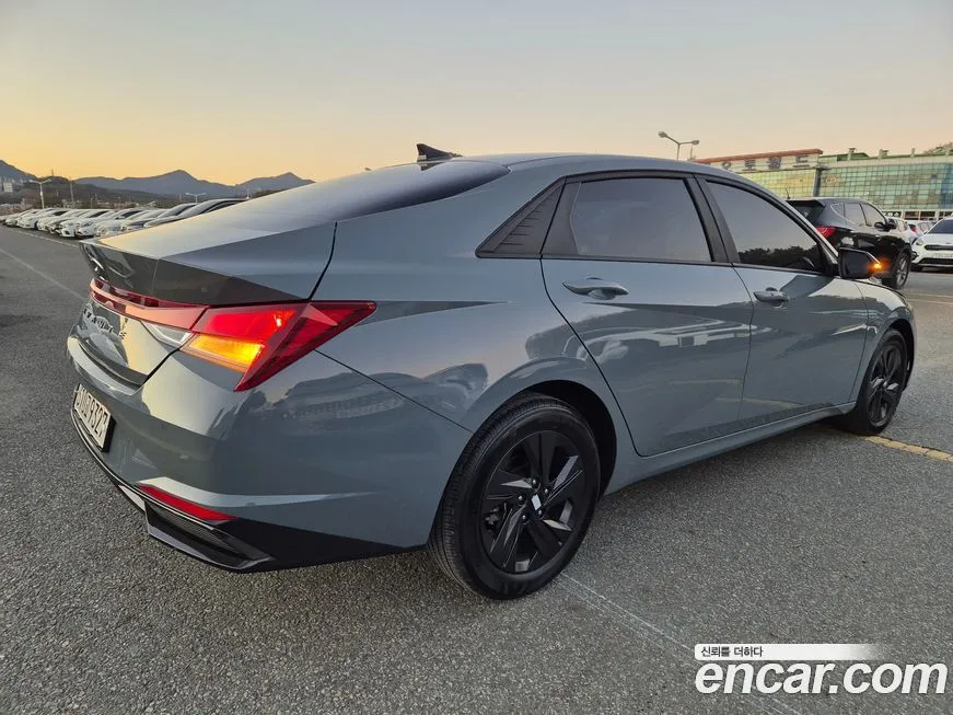 Hyundai AVANTE — фото 6