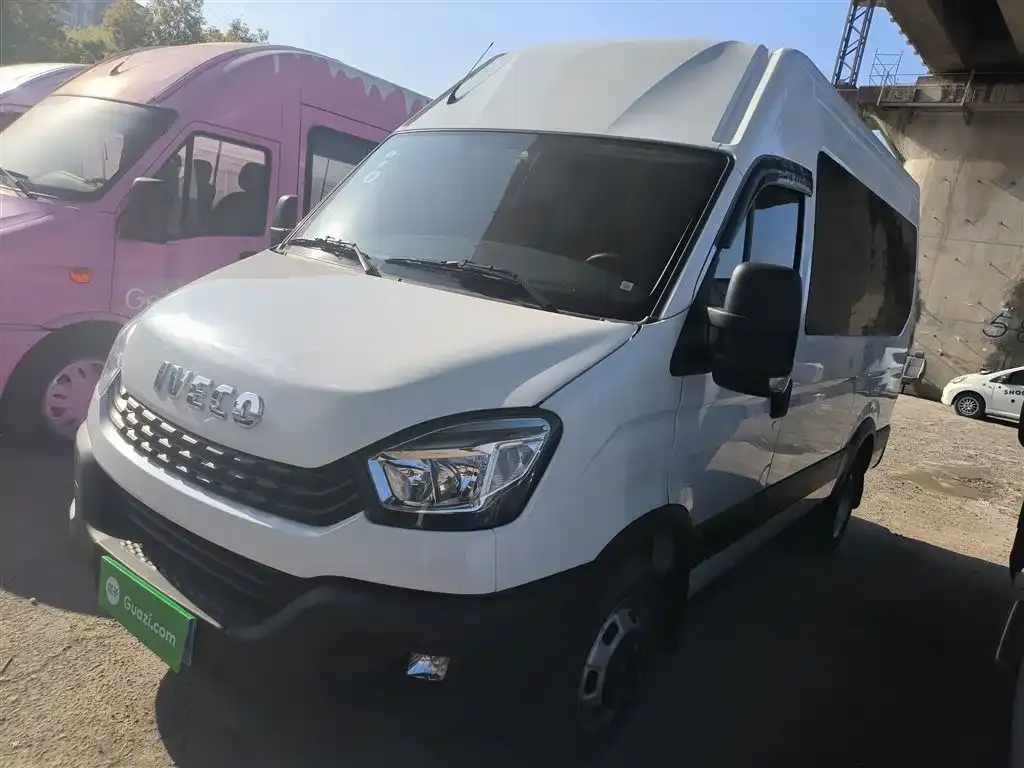 IVECO Ousheng 2023 из CN, фото 6