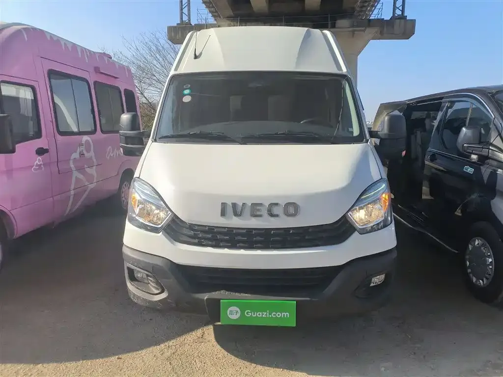IVECO Ousheng 2023 из CN, фото 9